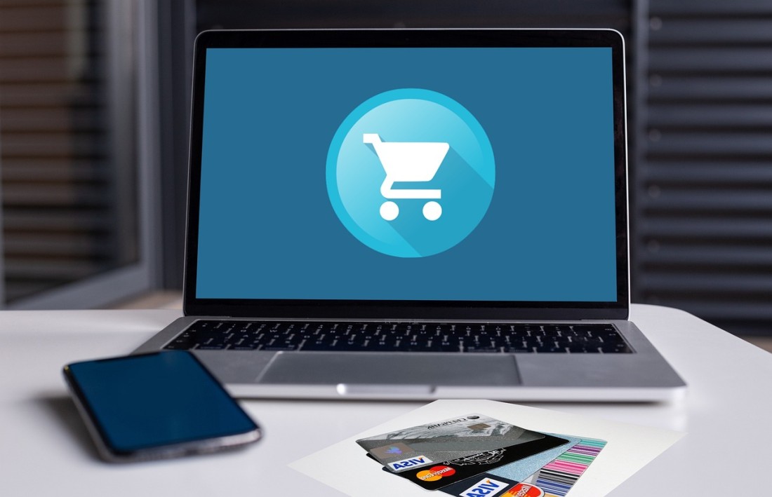 Web Design Features in Retail | Progressive Data - ecommerce-4849055_1280